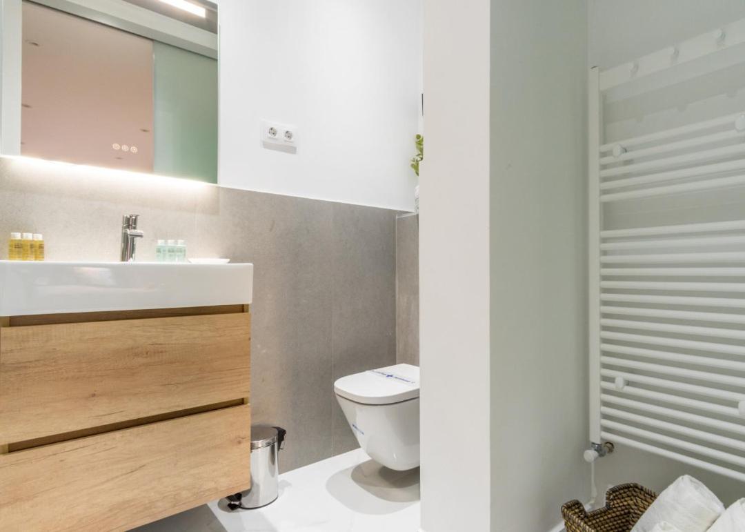 Santa Isabel 1 Apartment Madrid Exterior photo